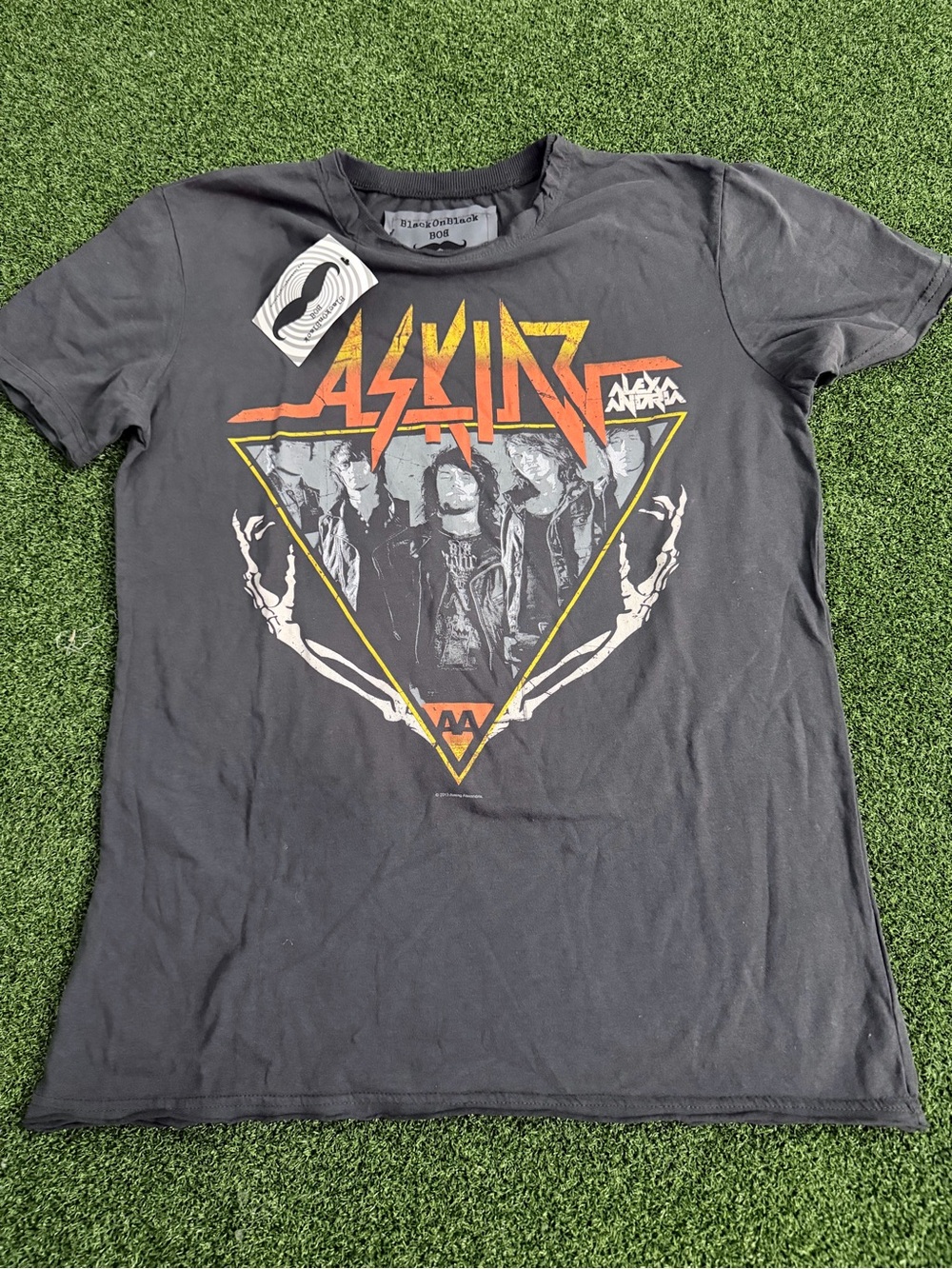 NWT BlackOnBlack Asking Alexandria Band Graphic Tee Charcoal Grey Medium